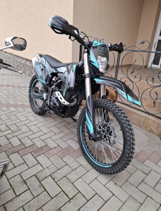 Vând moto cross enduro si chopper