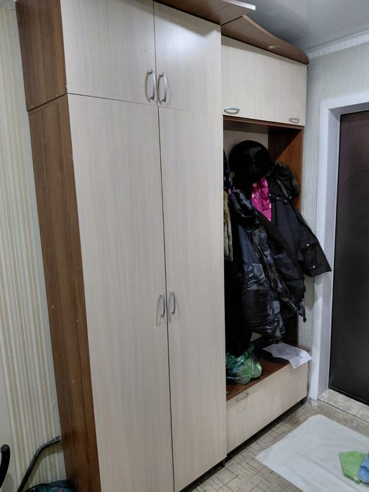 Прихожая шкаф...