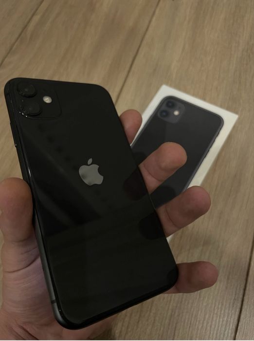 Продам Iphone 11