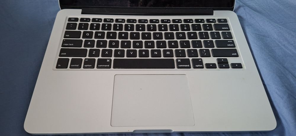 Цена не меньше 100000