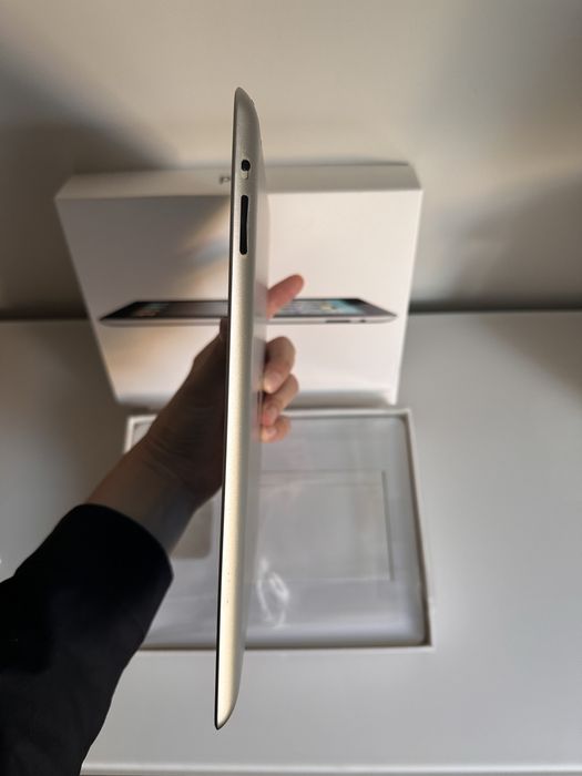 Отлично запазен iPad 2 (2011)
