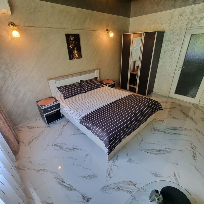 Regim Hotelier lângă tribunal