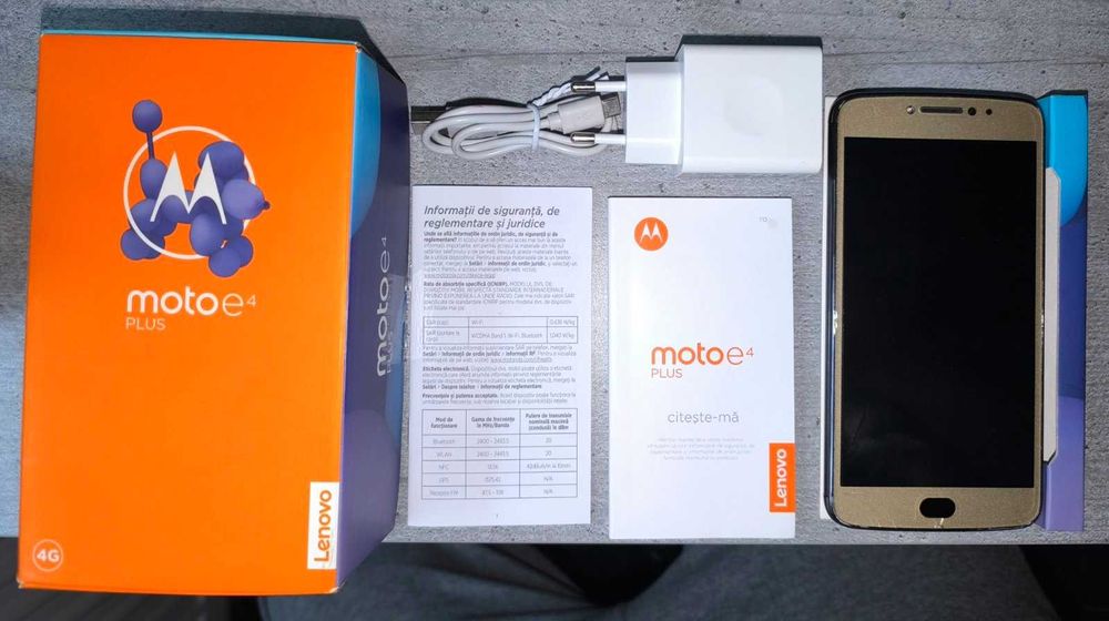 Смартфон Motorola Moto E4 Plus 3G/16GB