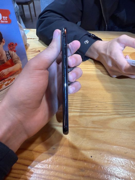 Продам iPhone X 256 г