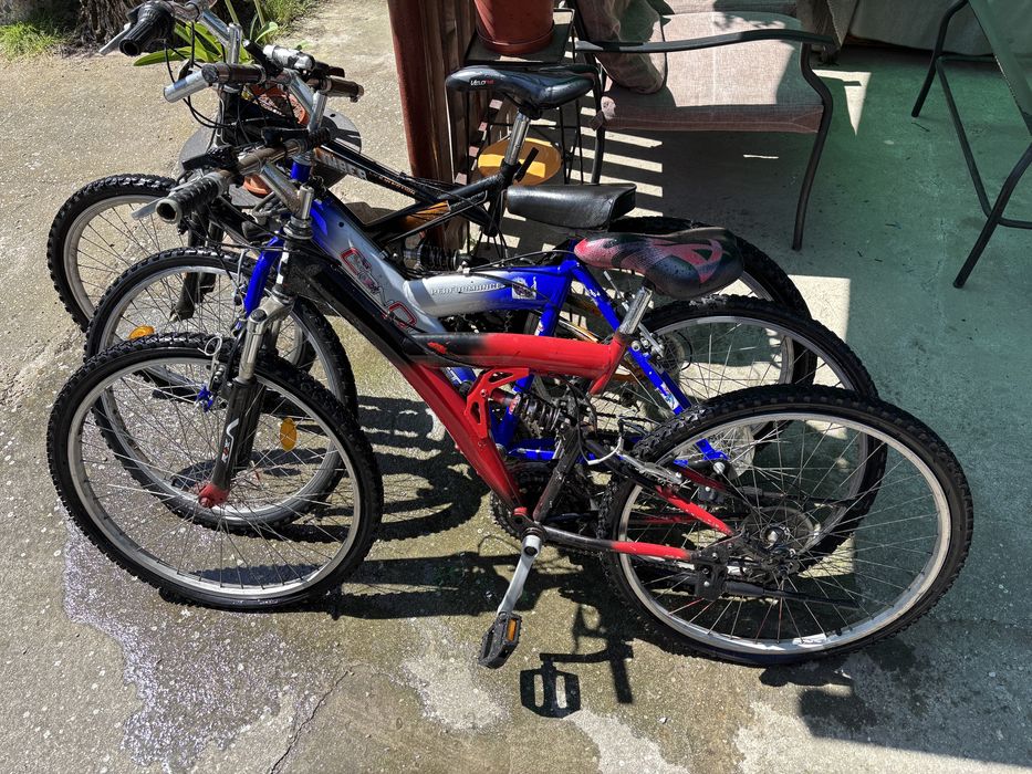 Vand 3 biciclete