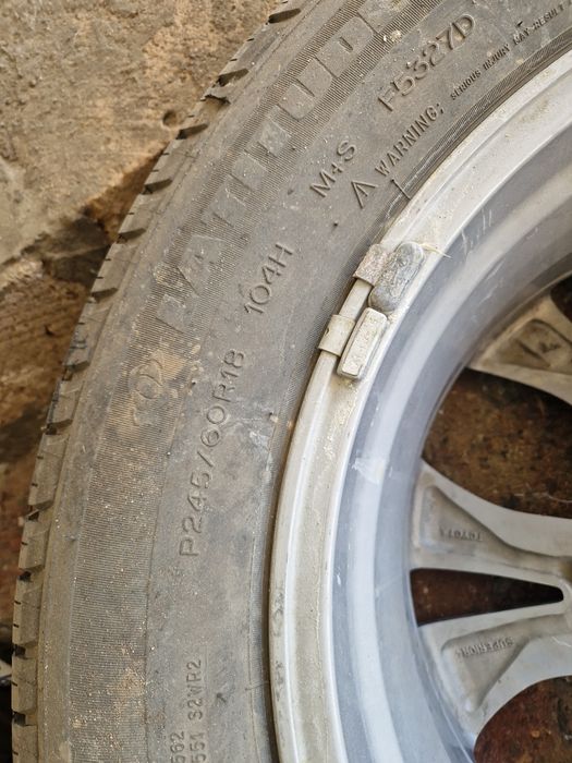 Шина Michelin  245/60/18