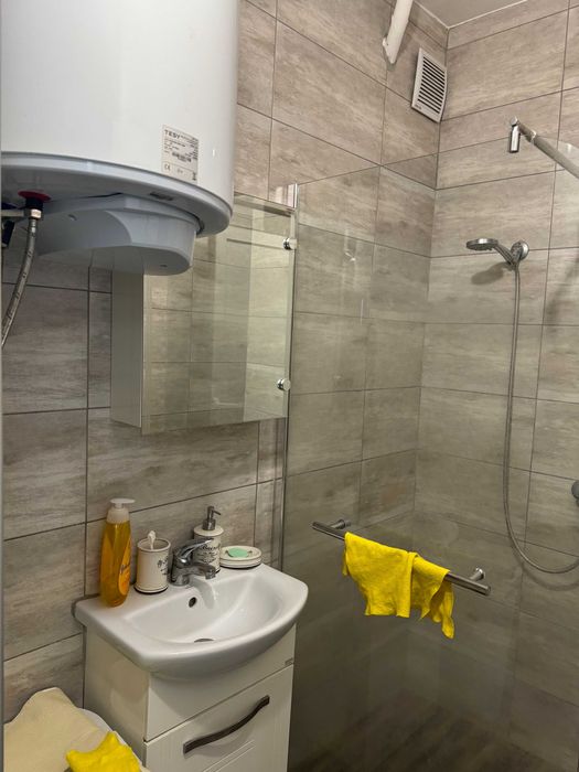 Продава се Четиристаен апартамент в Асеновград - 100 кв.м за 1050 €/кв.м - Снимка #9