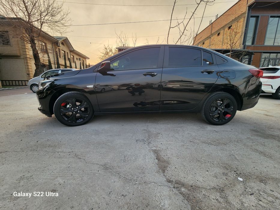 Onix redlayin 2025 yil 16000 yurgan