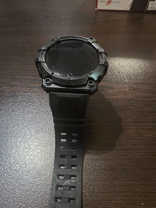 Смарт часовник   .