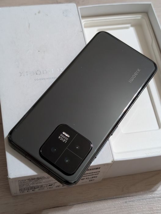 Xiaomi 13 256 gb Ram 12 5G global