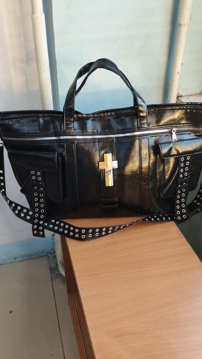 Продам сумку,экокожа