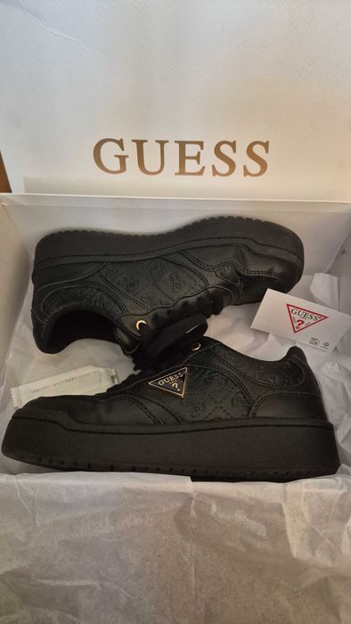 Дамски кецове GUESS
