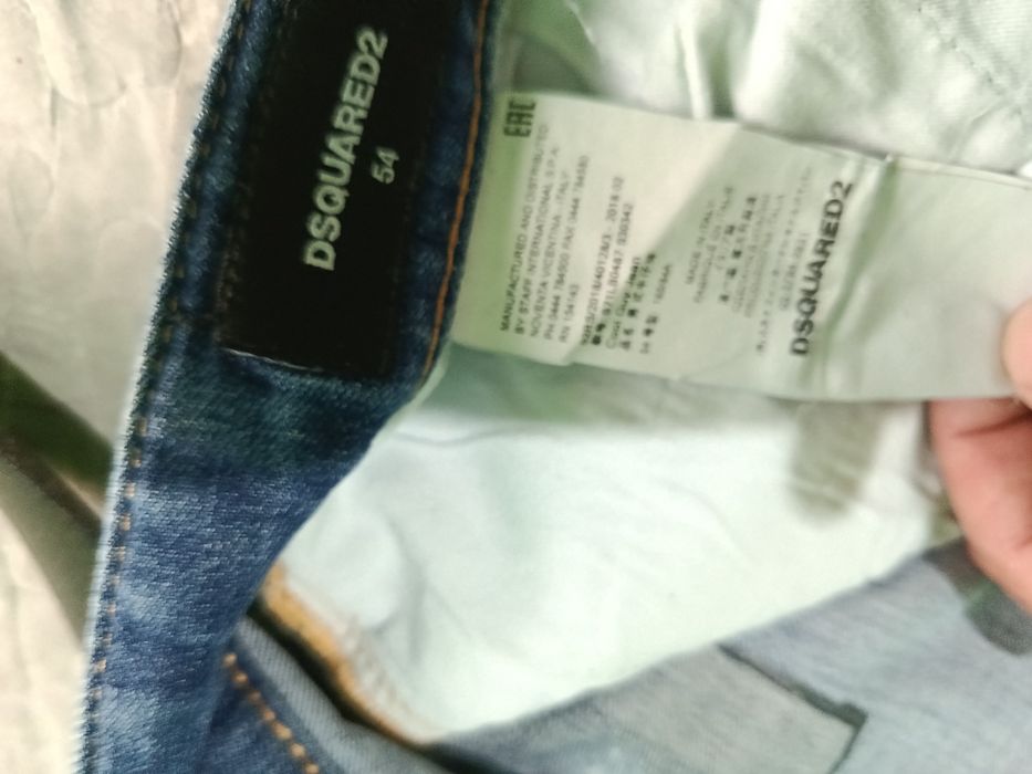 Dsquared  ..n.hhjjh.