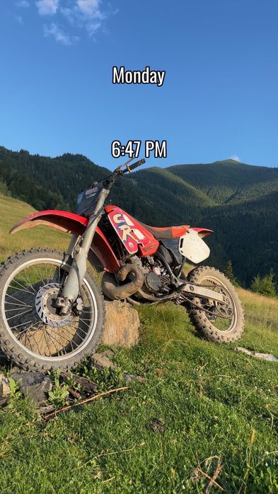 Honda CR 250R.