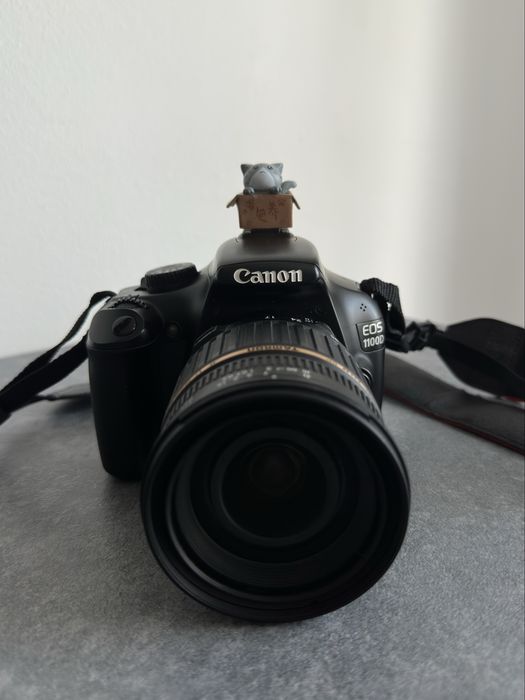 Canon EOS 1100D cu obiectiv Tamron 17-50 mm