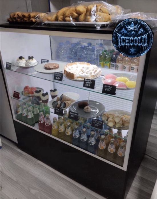 Витрина холодильник