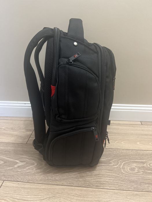 Рюкзак для ноутбука Sumdex PJN-303BK