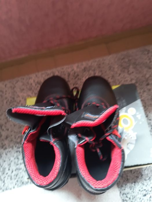 Мъжки работни обувки stenso 42 номер