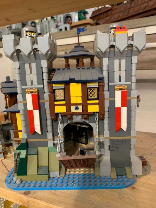 LEGO Creator 3 in 1: Castel medieval 31120