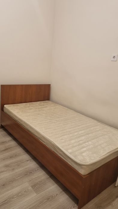 Кровать односпальная