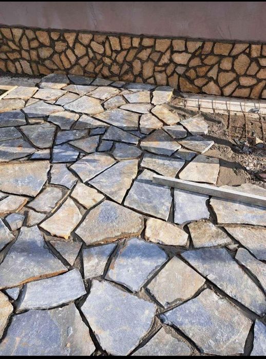 Pavaj din piatra naturala decorativa