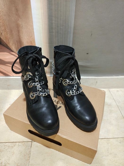 Дамски боти от естествена кожа