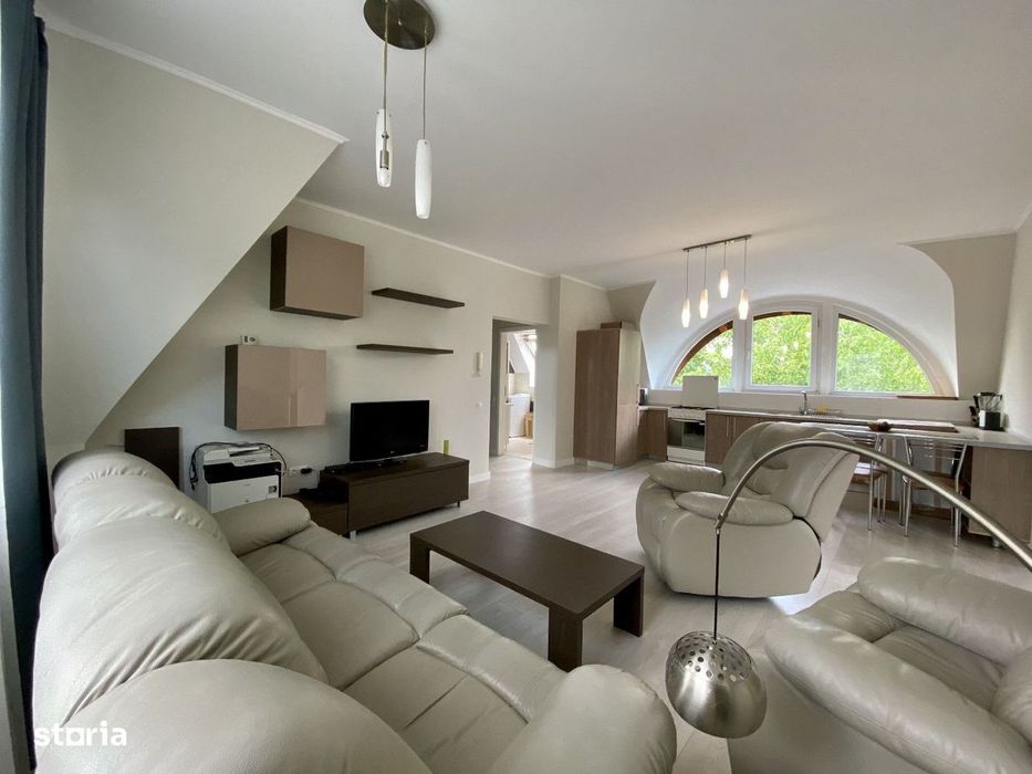 Apartament 5 camere pe 2 nivele, 174 mp utili, in Andrei Muresanu