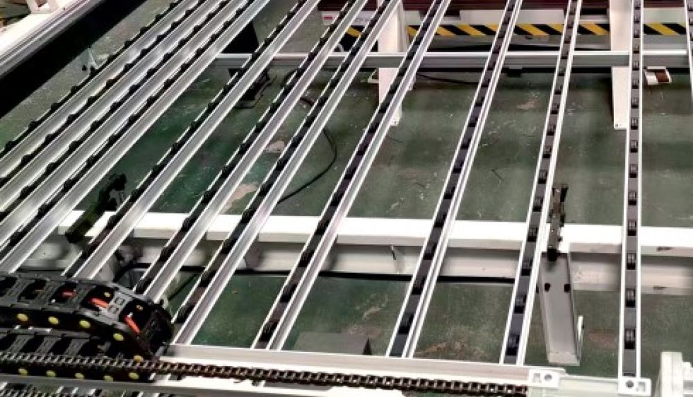 Форматно-раскроечный центр с ЧПУ JIYU KS933H