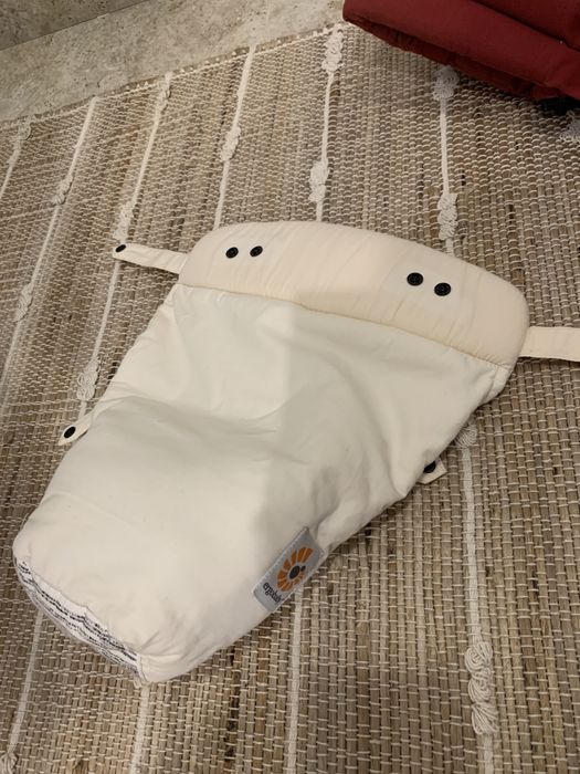 Marsupiu Ergobaby