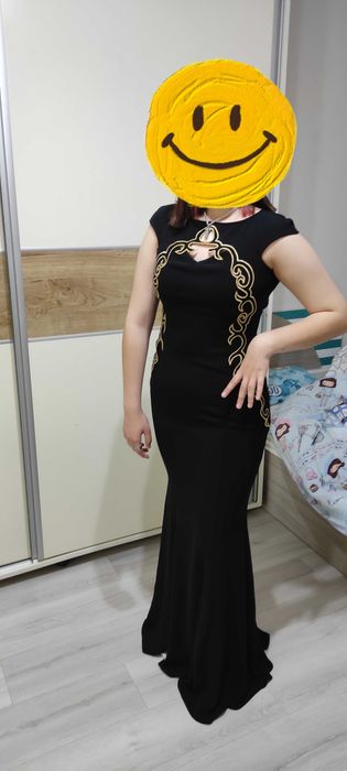 Абитуриентски рокли