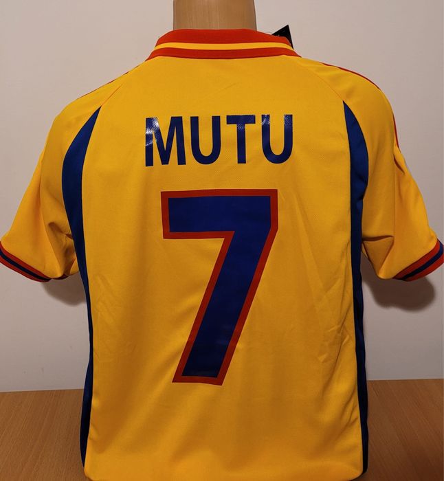 Tricou retro Romania- Mutu nou