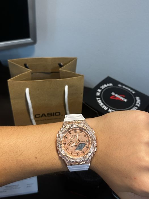 Ceas Casio G-Shock Iced Out AK Rose Gold Mod Nou