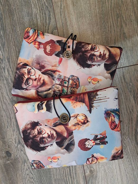 Дрешки за книжки /Подвързия за книги /Пижами за книги