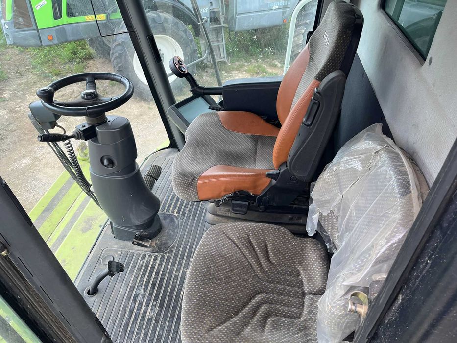 Combina agricola Claas Lexion 570, an 2005, AC, header 7,50 metri. Import Iulie 2026