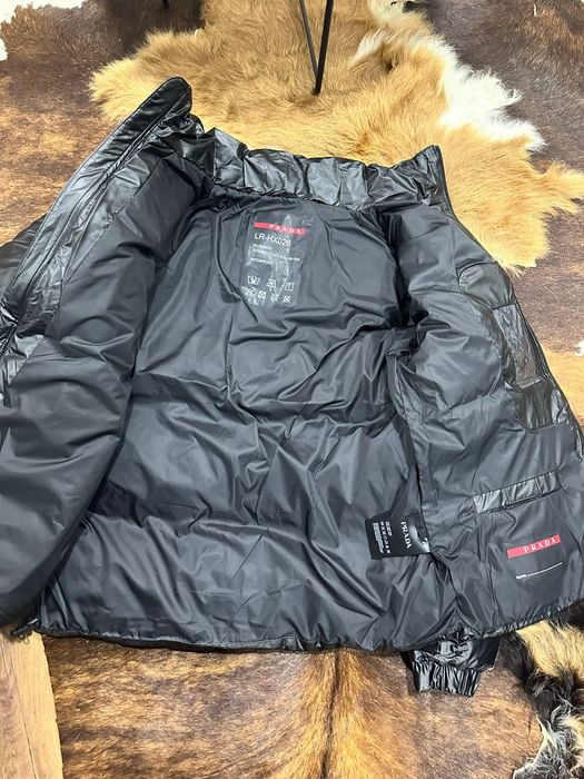 Geaca Prada marimea M