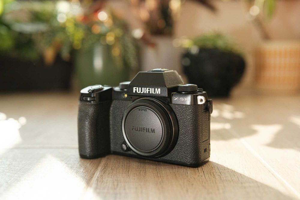 Fujifilm X-S10 plus cage si manere SmallRig