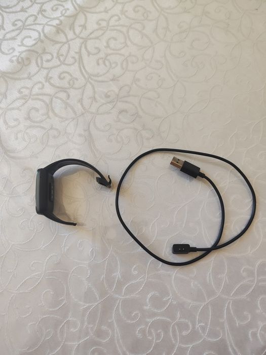 Электронные часы Xiaomi