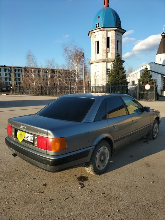 Продам машину недорого