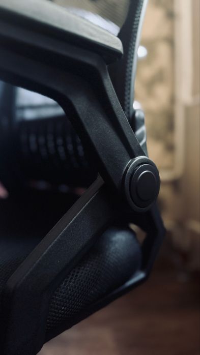 Офисное кресло, рабочее кресло