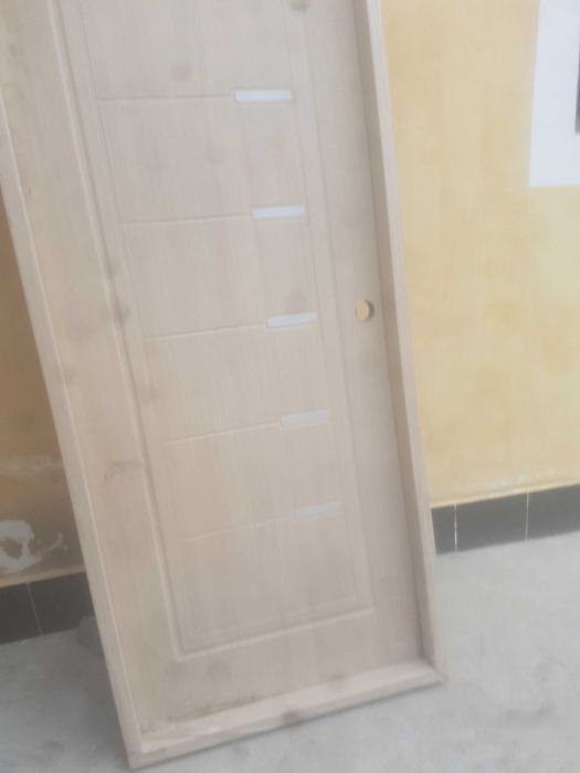 продается двери  межкомнатные