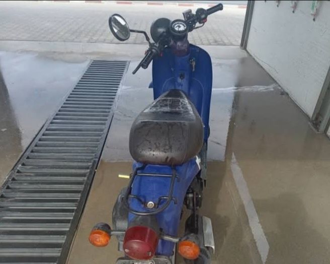 Vând schimb scuter 49cc