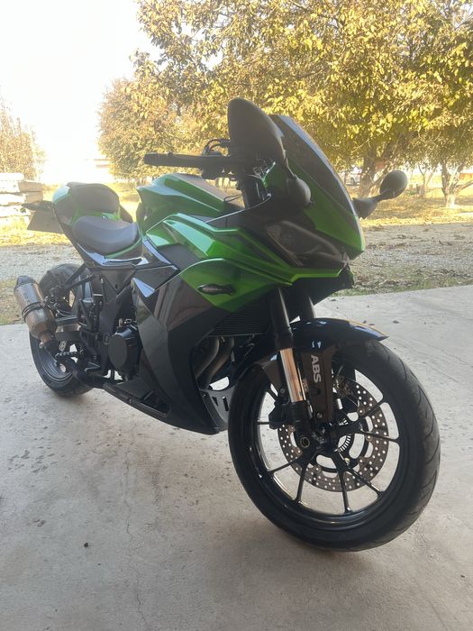 NOOMA 325 S ( YAMAHA R 3 )