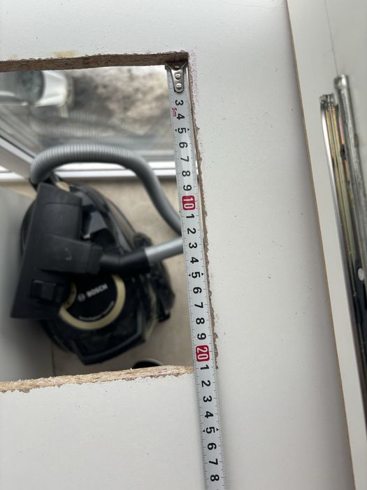 Продам маникюрный стол