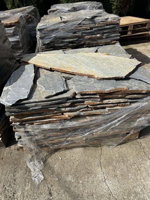 Pavaj / Piatra de munte