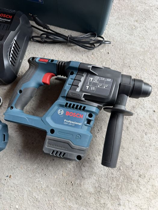 Bosch GBH 18V-22 перфоратор 2025г.
