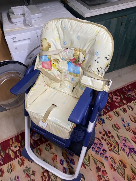 Scaun de masa bebe