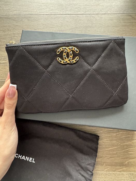 Chanel 19 clutch bag