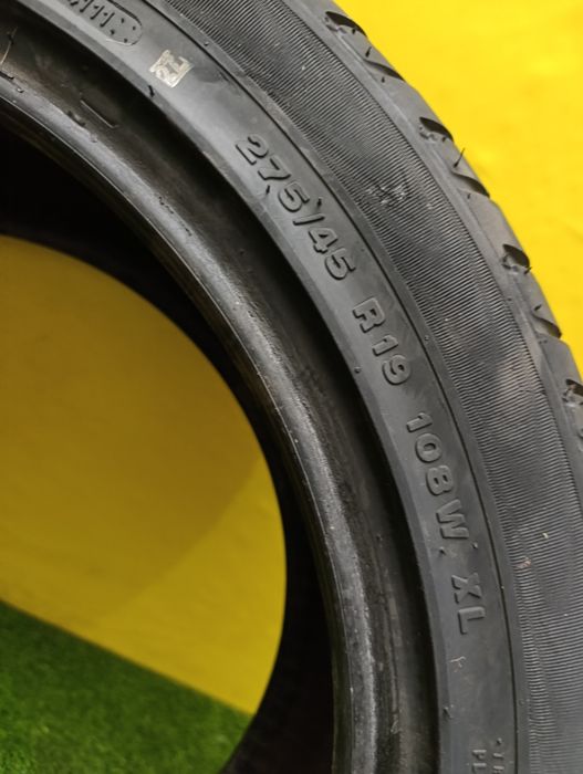 Шины 275/45 R19 2шт (пара)