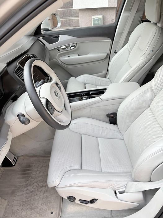 Volvo XC90 inscription, 2016, 7 locuri, full option, impecebila estetic si mecanic, pret 17900€