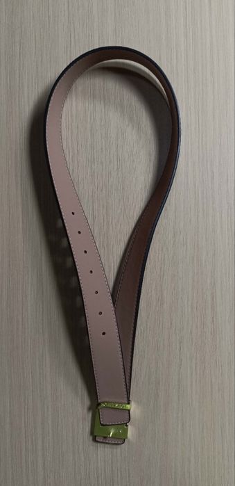 Curea LV cu cutie noua